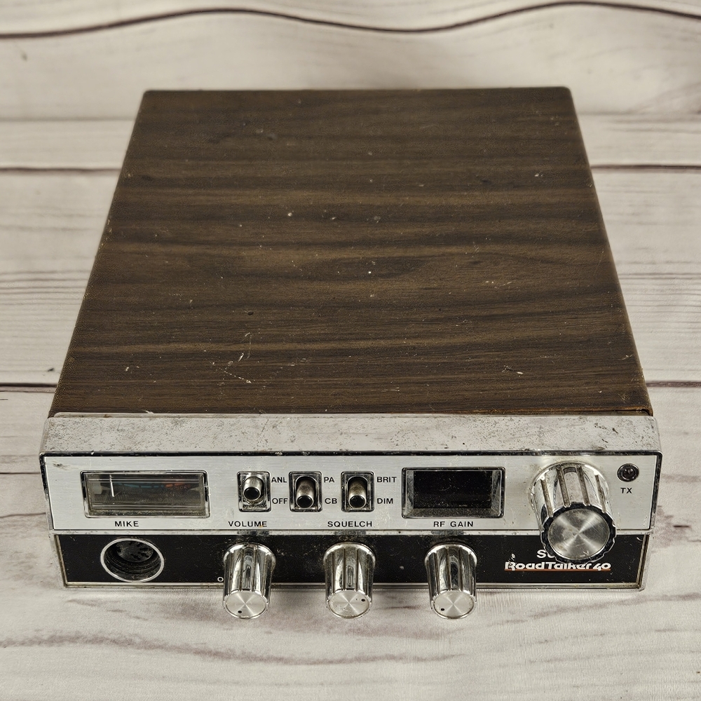 Vintage Sears Roadtalker 40 CB Radio Transreciever Radio